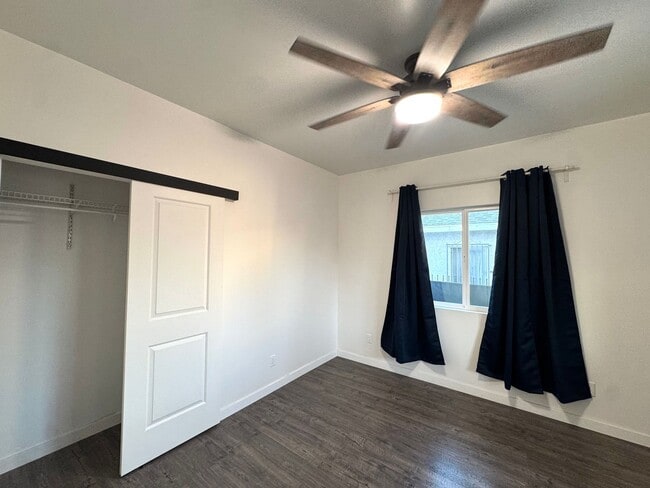 Building Photo - Renovated 3 bedroom 2 Bath house!