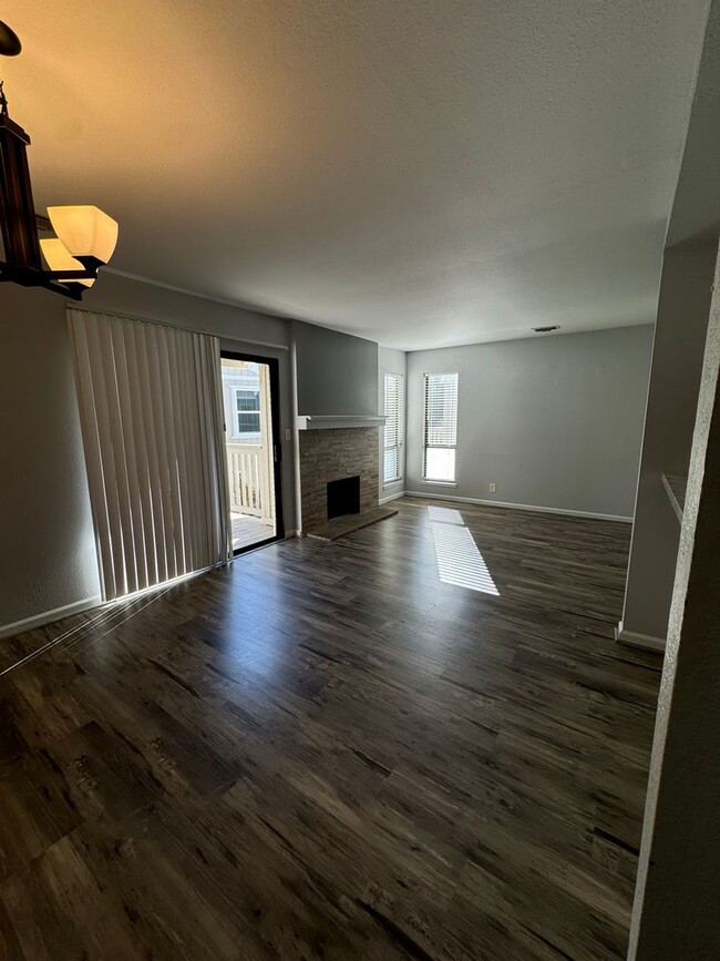 Building Photo - Remodeled 2-Bed, 2-Bath Condo for Rent Nea...