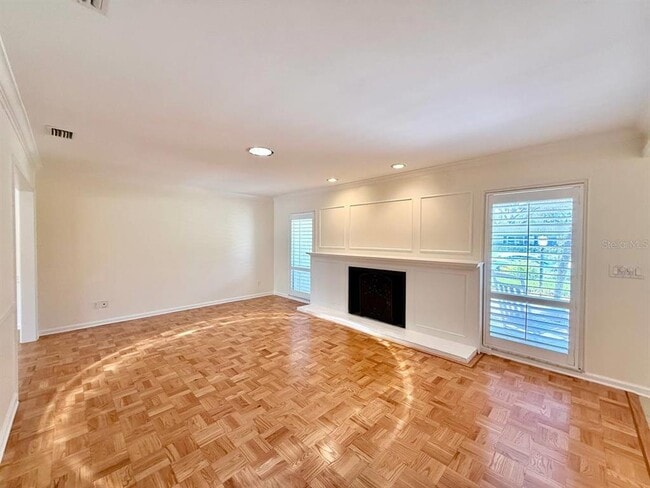 Building Photo - 3103 Cocos Rd