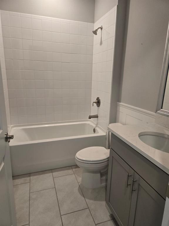 Building Photo - 17841 Gulf Rnch Pl