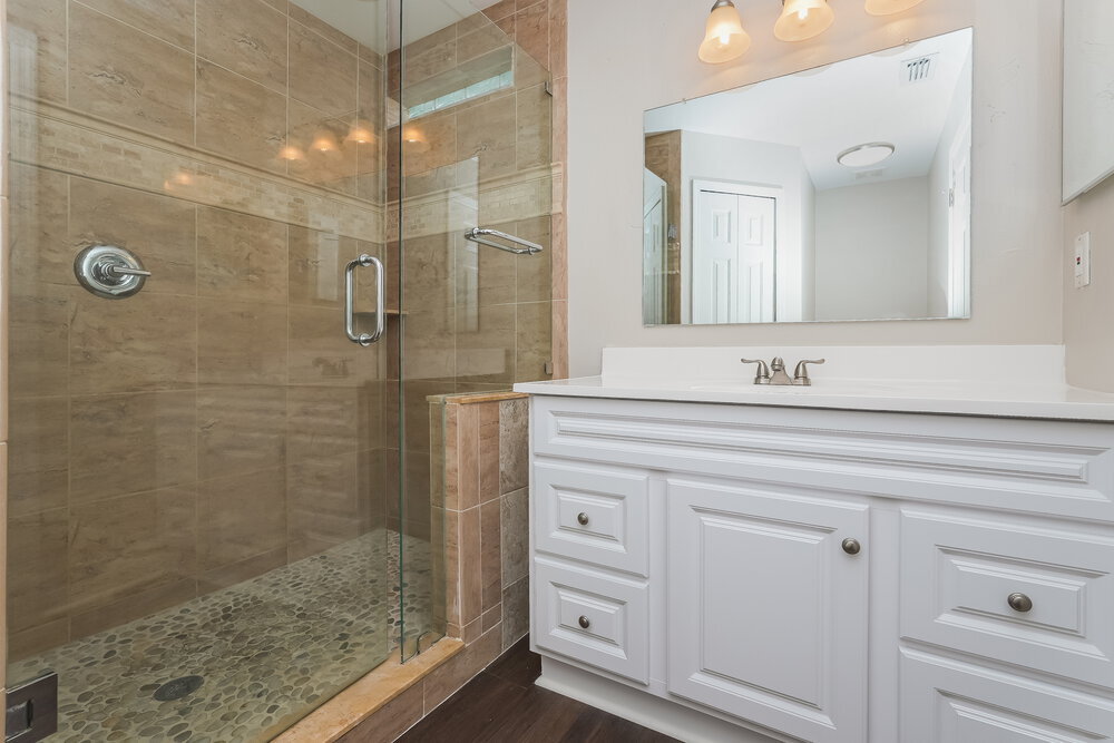 Building Photo - 6637 Summer Haven Dr