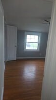 Building Photo - 175 Pullman Ave