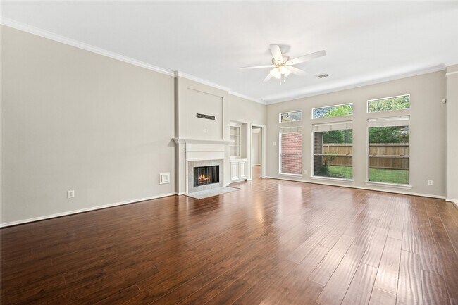 Building Photo - 8415 Trophy Pl Dr