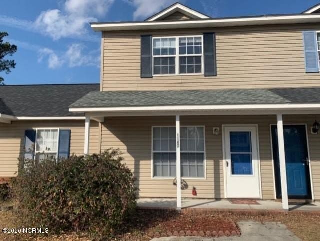 Primary Photo - 1167 Pueblo Dr