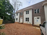 Building Photo - 3800 Lands End Ct