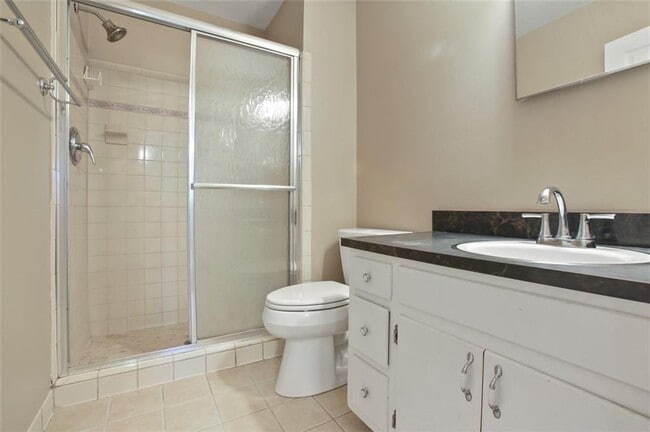 Building Photo - 461 Village Green Ct SW