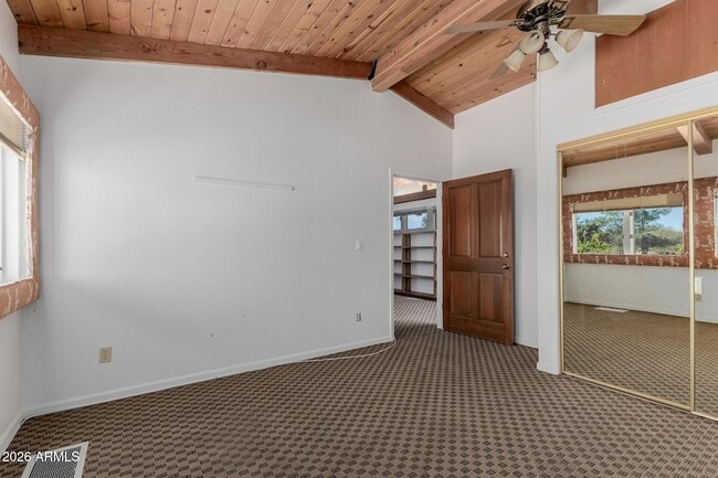 Building Photo - 6140 E Peak View Rd