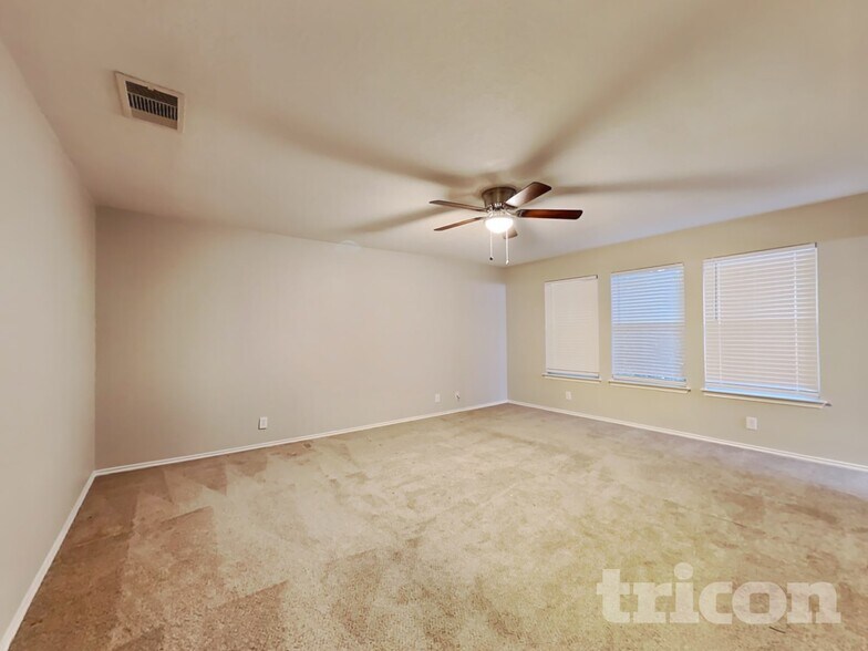 Building Photo - 14727 Bending Point