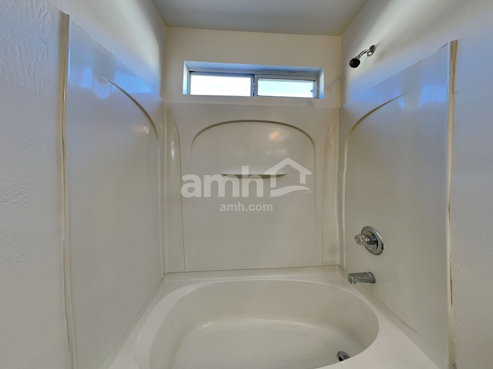 Building Photo - 22377 W Solano Dr