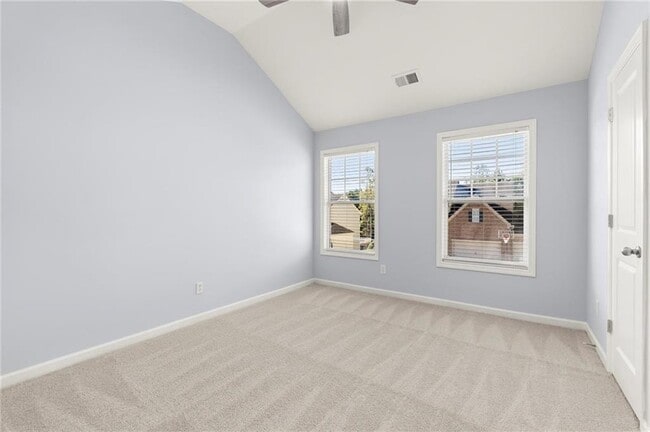 Building Photo - 265 Parc Dr