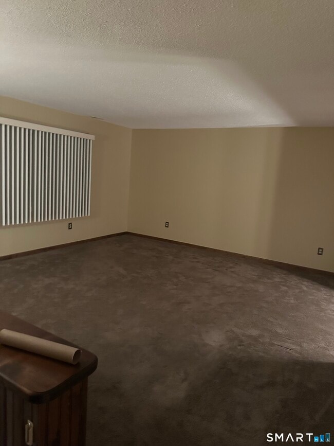 Building Photo - 35 Worcester Ave