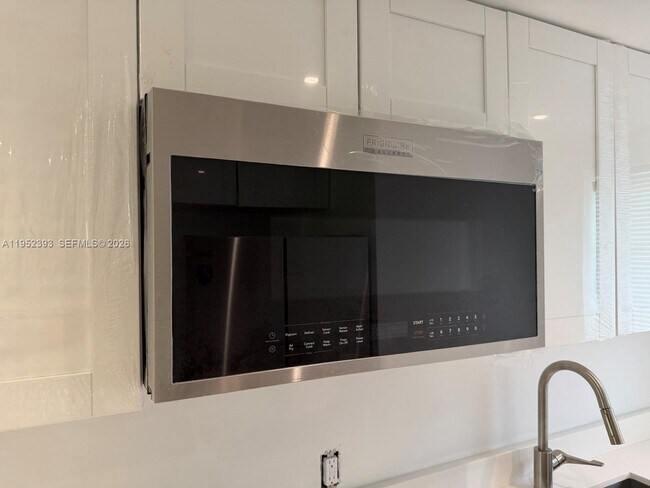 Building Photo - 35 NE 80th Terrace