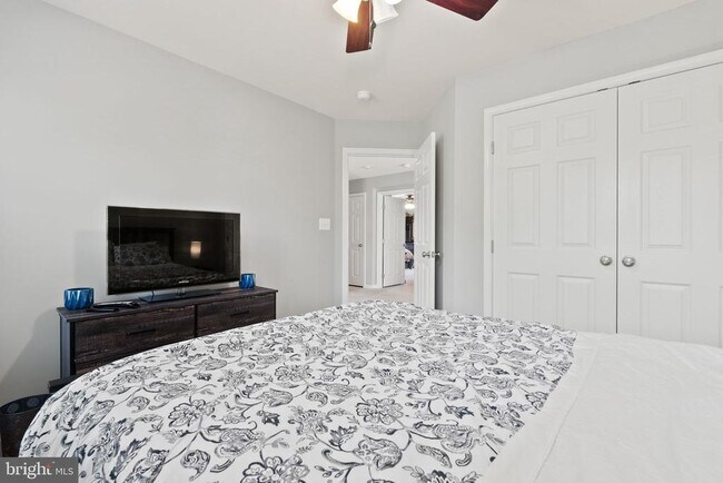 Building Photo - 16690 Anchor Bend Cir
