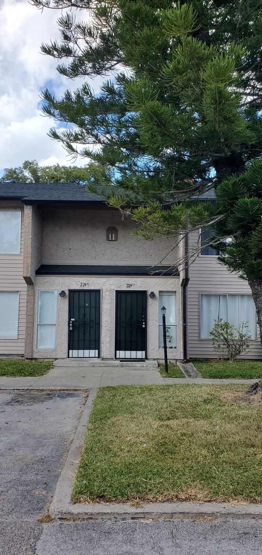 Spacious 2 Bedrooms near the Millenia Mall... 2245 Lyme Bay Dr Orlando FL 32839 Apartment Finder