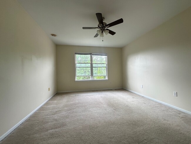Building Photo - 21258 Cascade Ct