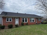 Building Photo - 215 McCormick St