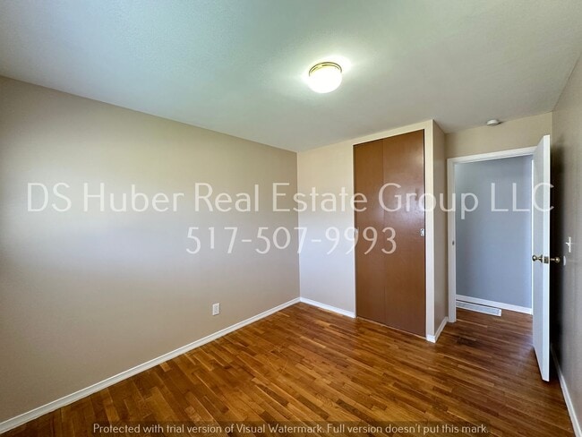 Building Photo - 2920 Hillcrest St