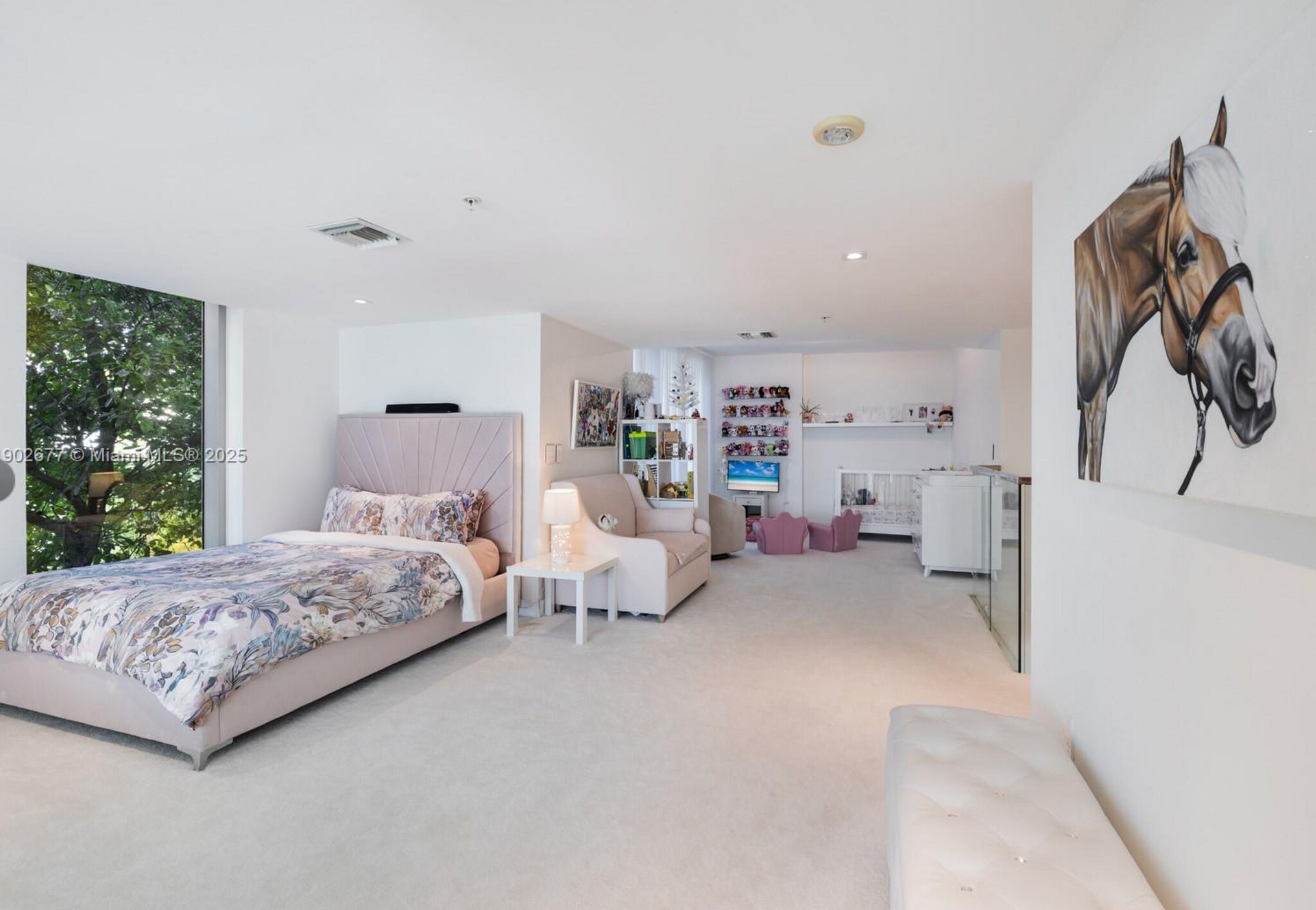 Building Photo - 7928 East Dr