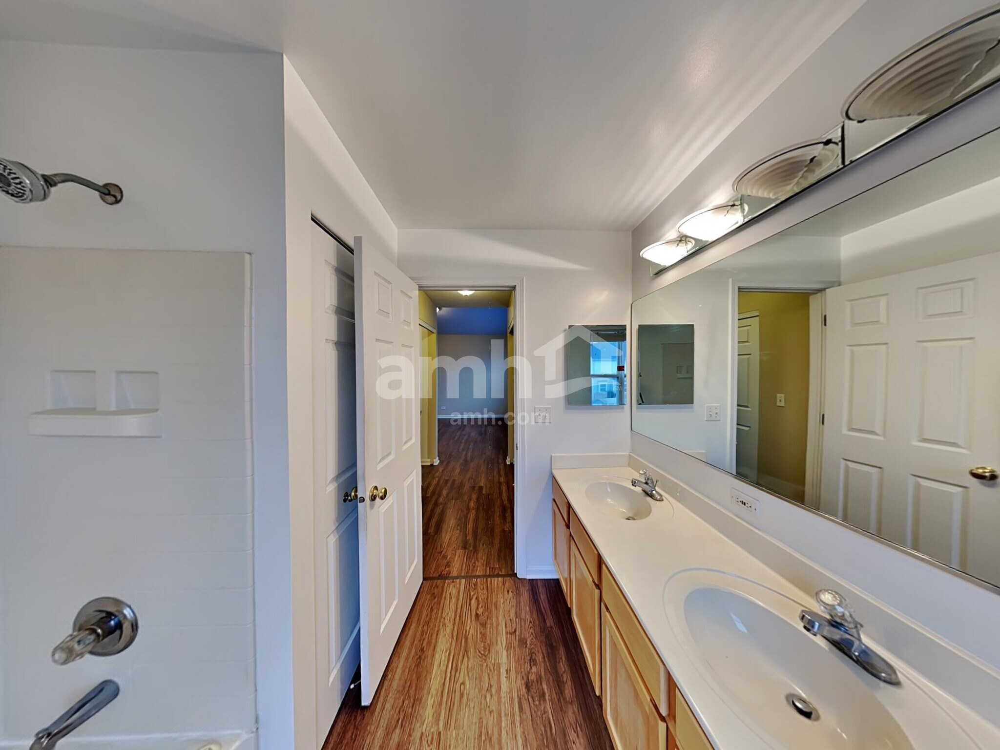 Building Photo - 10620 Rushmore Ln