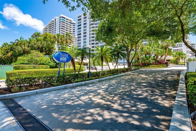 Building Photo - 600 Three Islands Boulevard