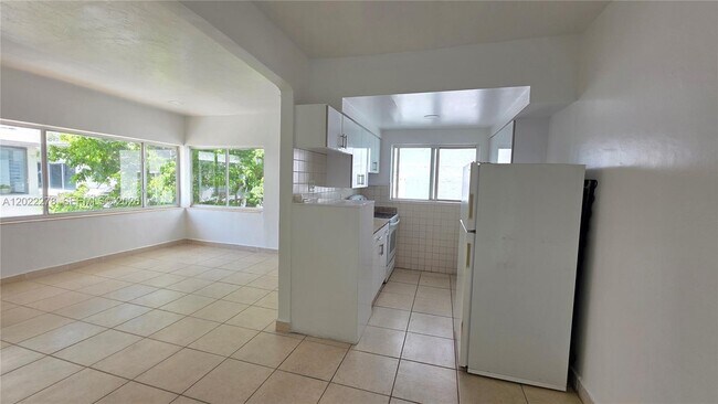 Building Photo - 7629 Dickens Ave