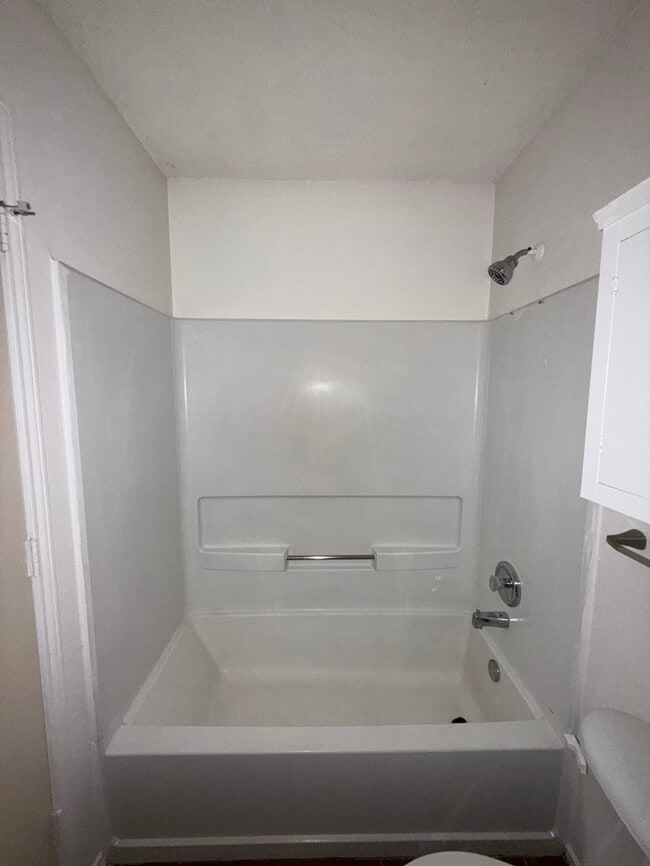 Building Photo - 9625 Brierwyck Dr