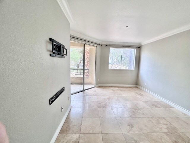 Building Photo - 210 E Flamingo Rd