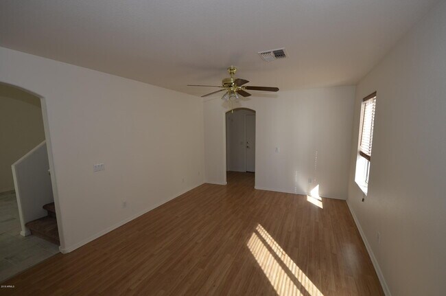 Building Photo - 630 N Diane Ct