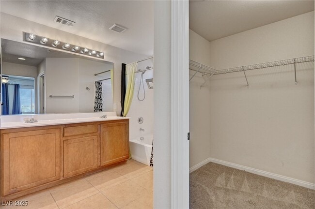 Building Photo - 6646 Colorado Spruce St
