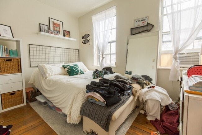 Building Photo - 11 Phillips St