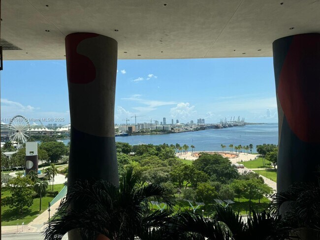 Building Photo - 50 Biscayne Blvd