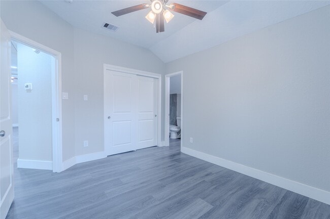 Building Photo - 5807 Cypress Mound Ct