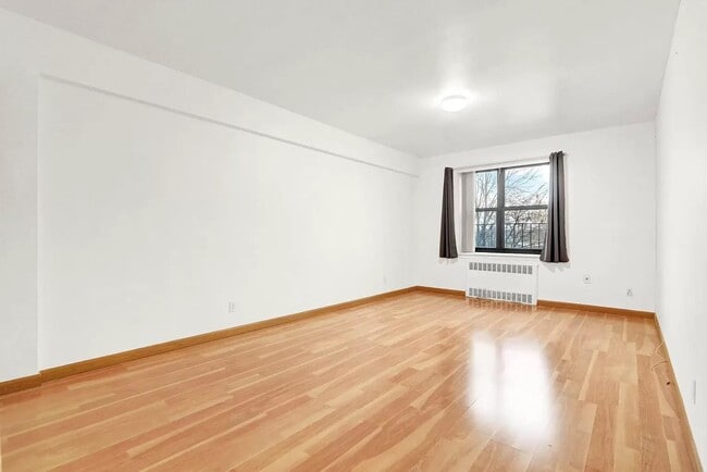 Primary Photo - 138-12 28th Rd