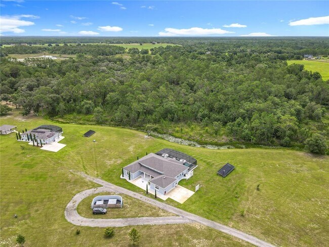 Building Photo - 10224 South Bay Lake Rd