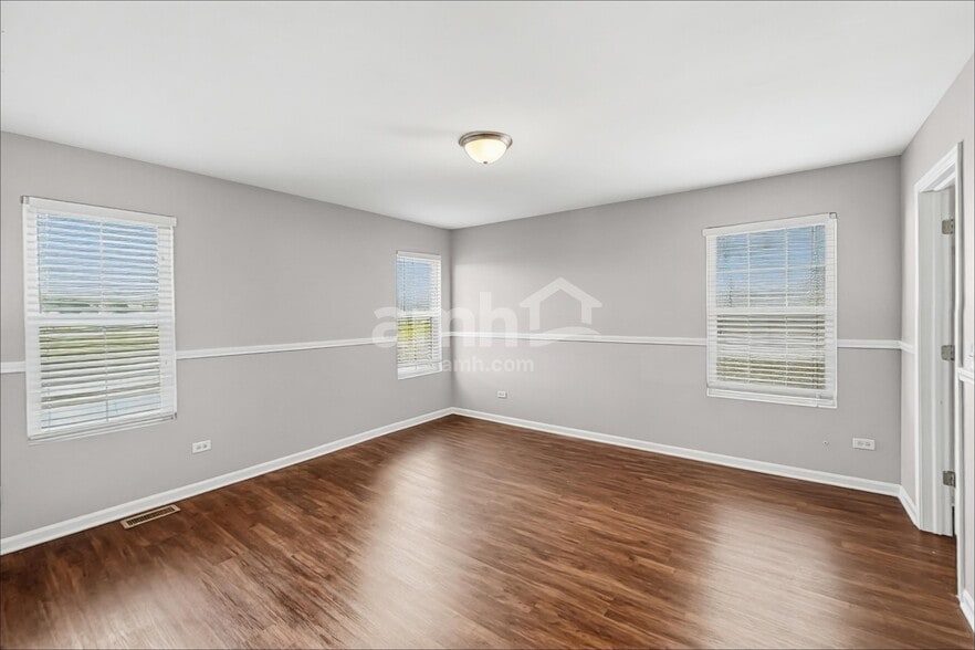 Building Photo - 15356 Kenmare Cir