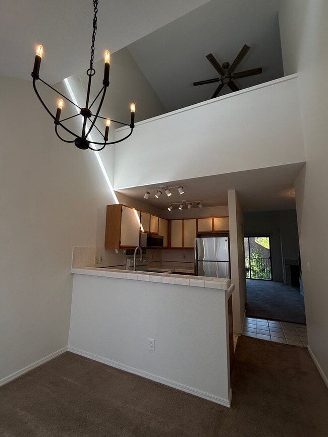 Building Photo - 4000 Carman Dr