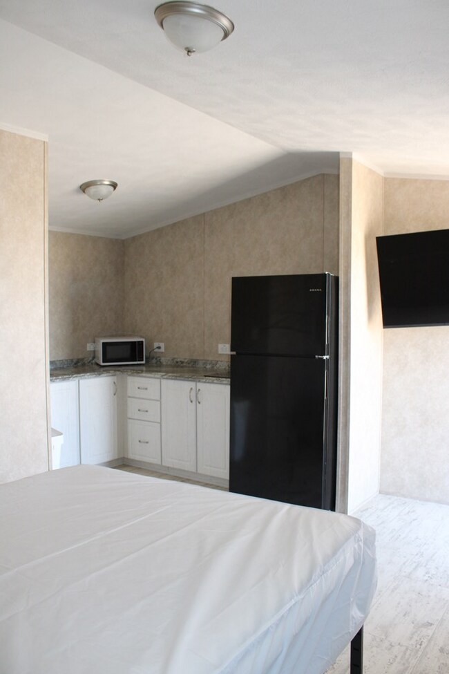 Building Photo - 3958 FM 866