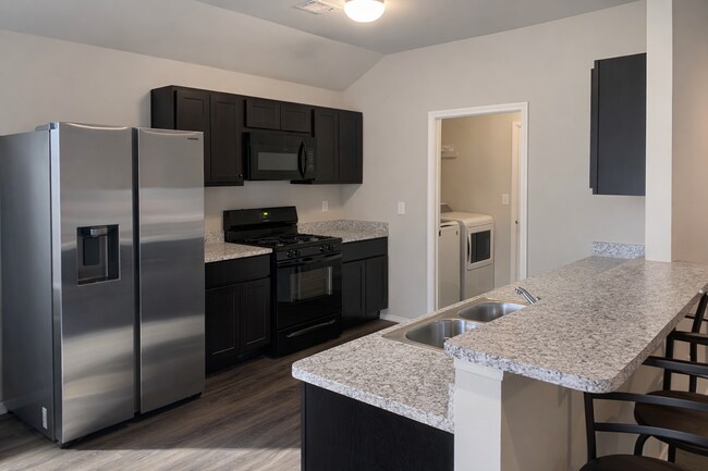 Building Photo - 1308 Isabella Dr