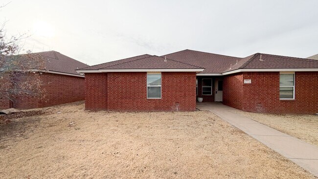 Building Photo - 517 N Brentwood Ave