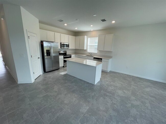 Building Photo - 608 Daring Dr