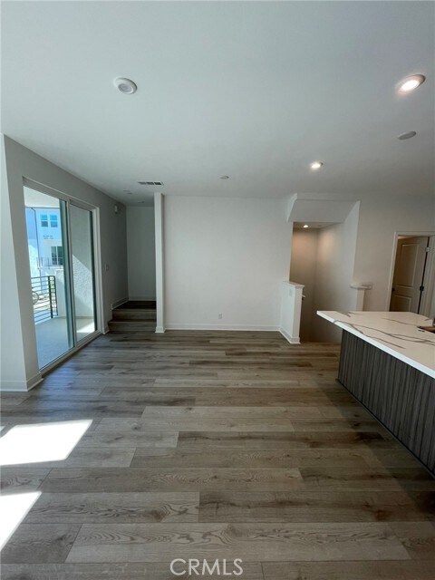 Building Photo - 1230 W Bushell St