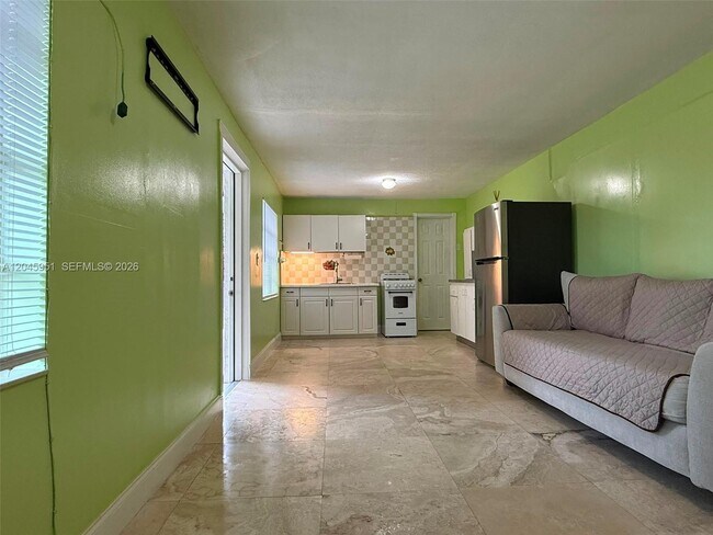Building Photo - 13330 SW 79th St