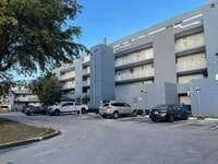 Building Photo - 9375 Fontainebleau Blvd
