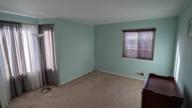 Building Photo - 41 Dorado Ter