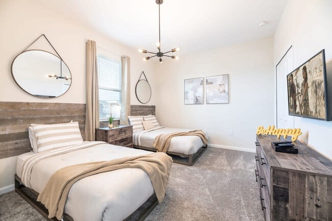 Building Photo - 1131 Challenge Dr