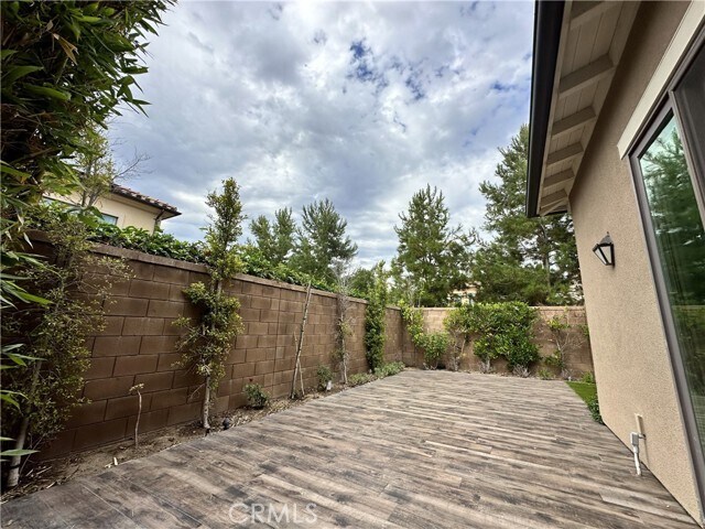 Building Photo - 117 Hitching Post