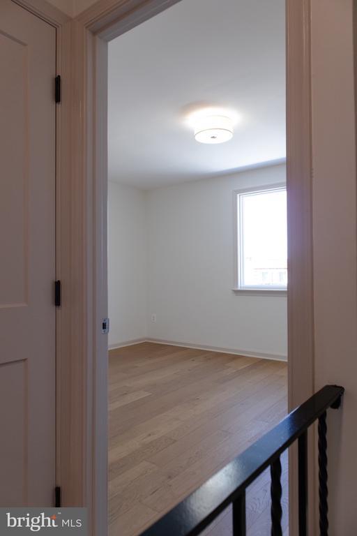 Building Photo - 164 Wesmond Dr