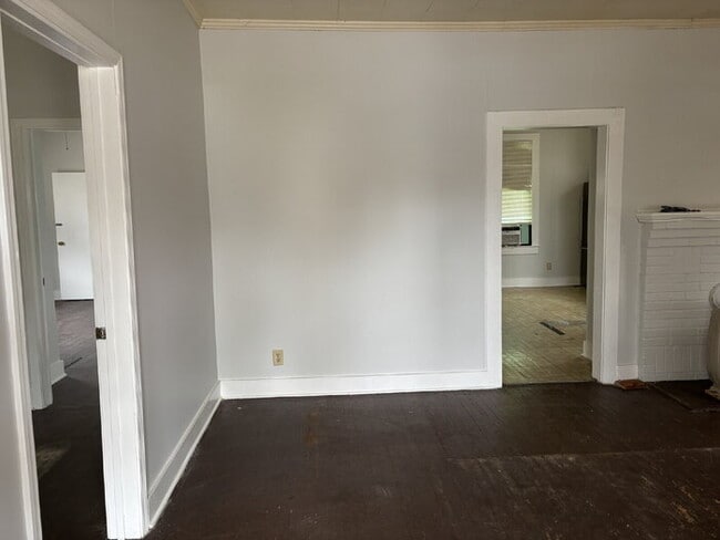 Building Photo - 88 Palmetto St