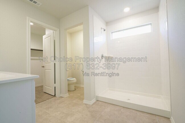 Building Photo - 713 Spaulding St