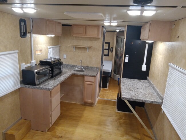 Building Photo - 5250 US-441